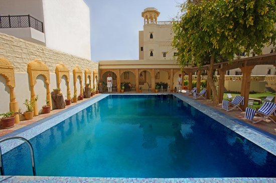 Hotel Jhalamand Garh