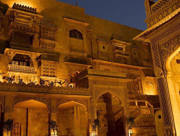 Hotel Narayan Niwas