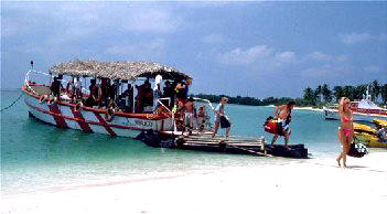 Lakshadweep Island Tourism, Clear Blue & Virgin Beachs of Bangaram Island Resorts