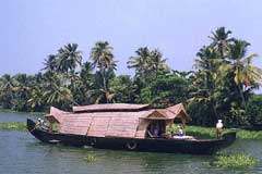 Kumarakom Houseboats Journey To Alleppey, Backwaters of Kerala, Kerala Houe Boats & Backwater Tours.